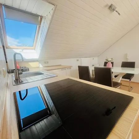 Bright Attic In Frauenland Hubland Near Apartment