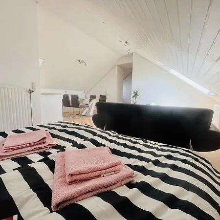 Bright Attic In Frauenland Hubland Near Würzburg