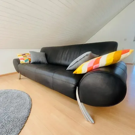 Apartment Bright Attic In Frauenland Hubland Near *